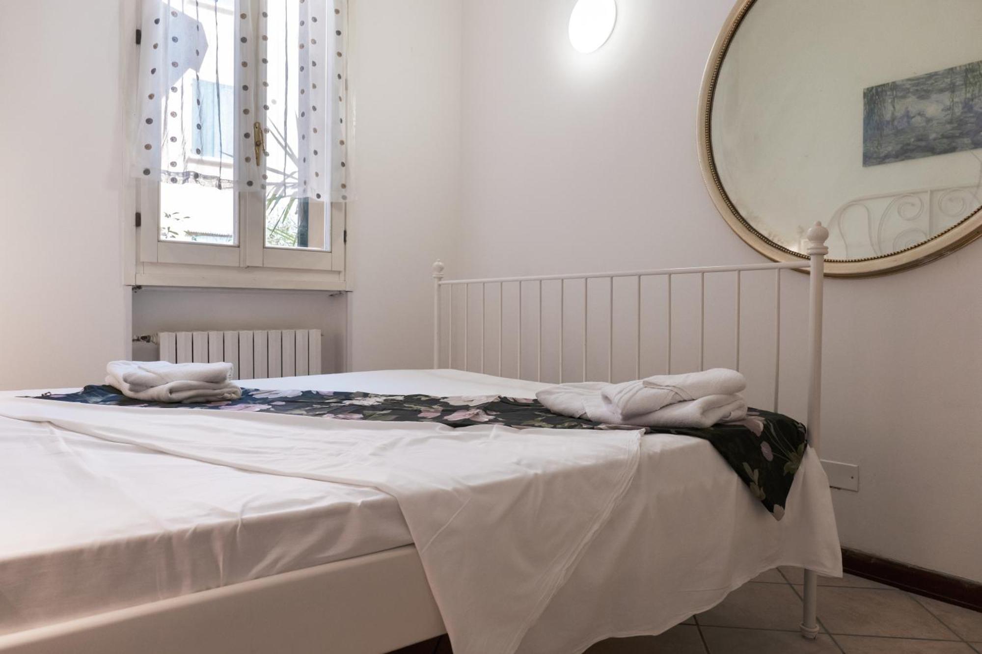 Turati Apartments Bolonia Zewnętrze zdjęcie